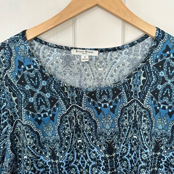 Studio Works Woman Womens Top Plus Size 1X‎ Blue Crochet Geometric Pullover Boho - Picture 6 of 10